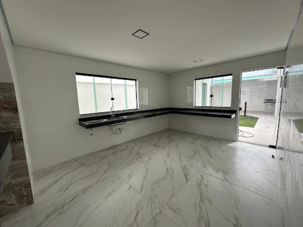 Casa com 3 dormitórios à venda, 95 m² - Santa Rosa - Sarzedo/MG — foto 5
