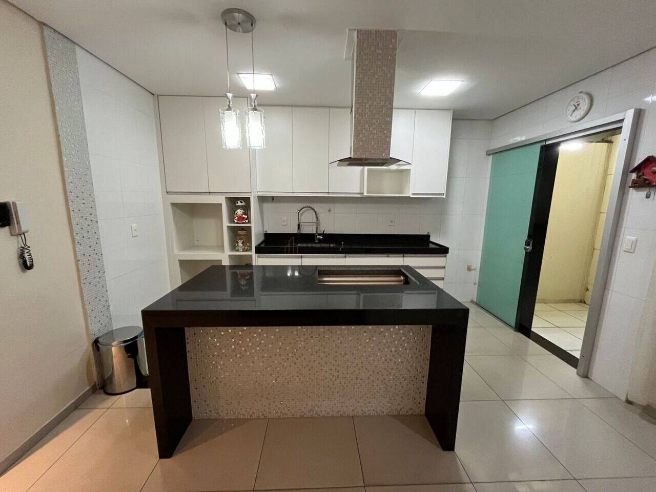 Casa + Prédio Comercial à venda, 360 m² - São Cristóvão - Betim/MG — foto 7