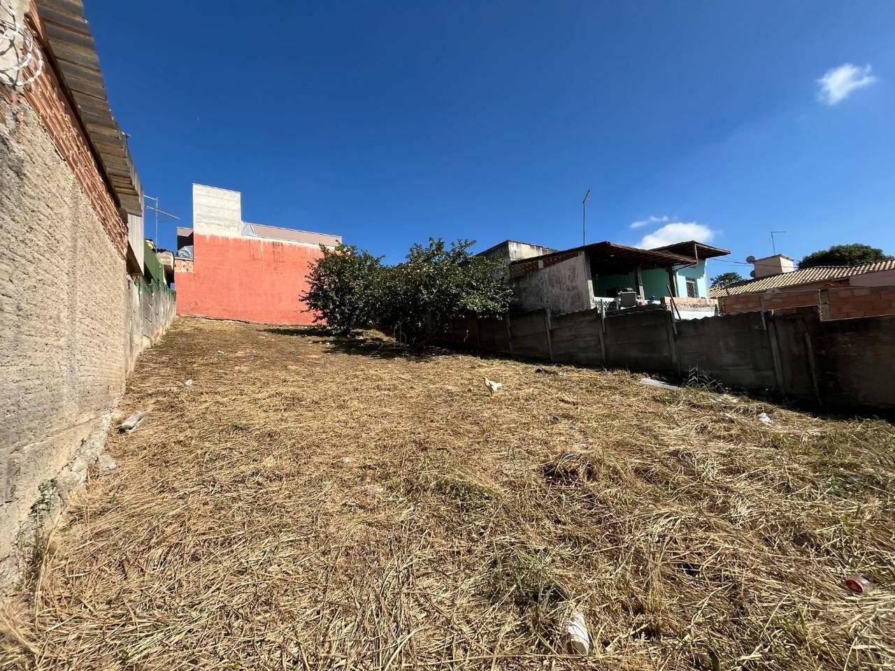 Terreno à venda, 360 m² - Bom Retiro - Betim/MG