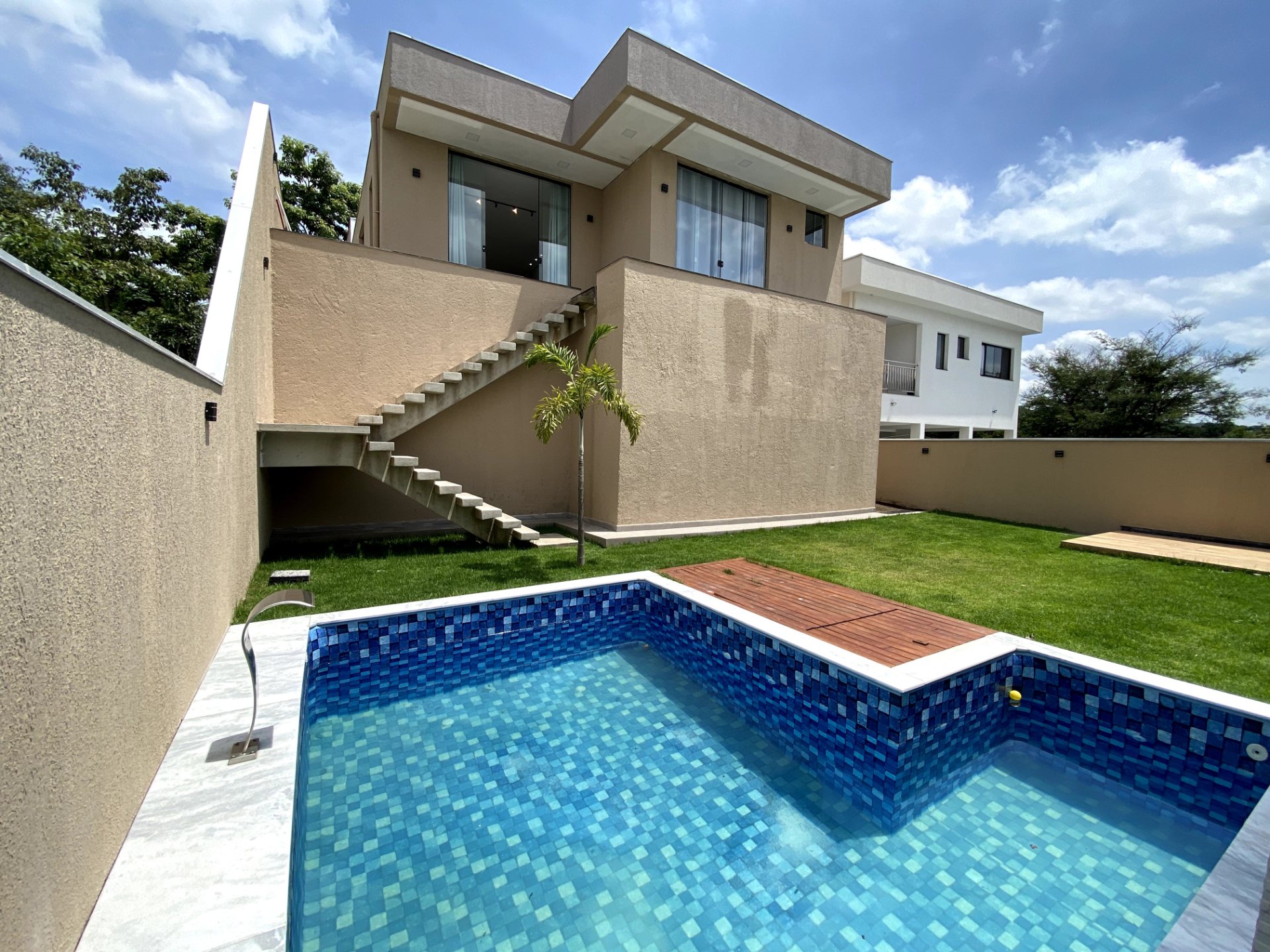 Casa de Alto Padrão no Condomínio Ouro Verde, Betim/MG - R$1.900.000,00