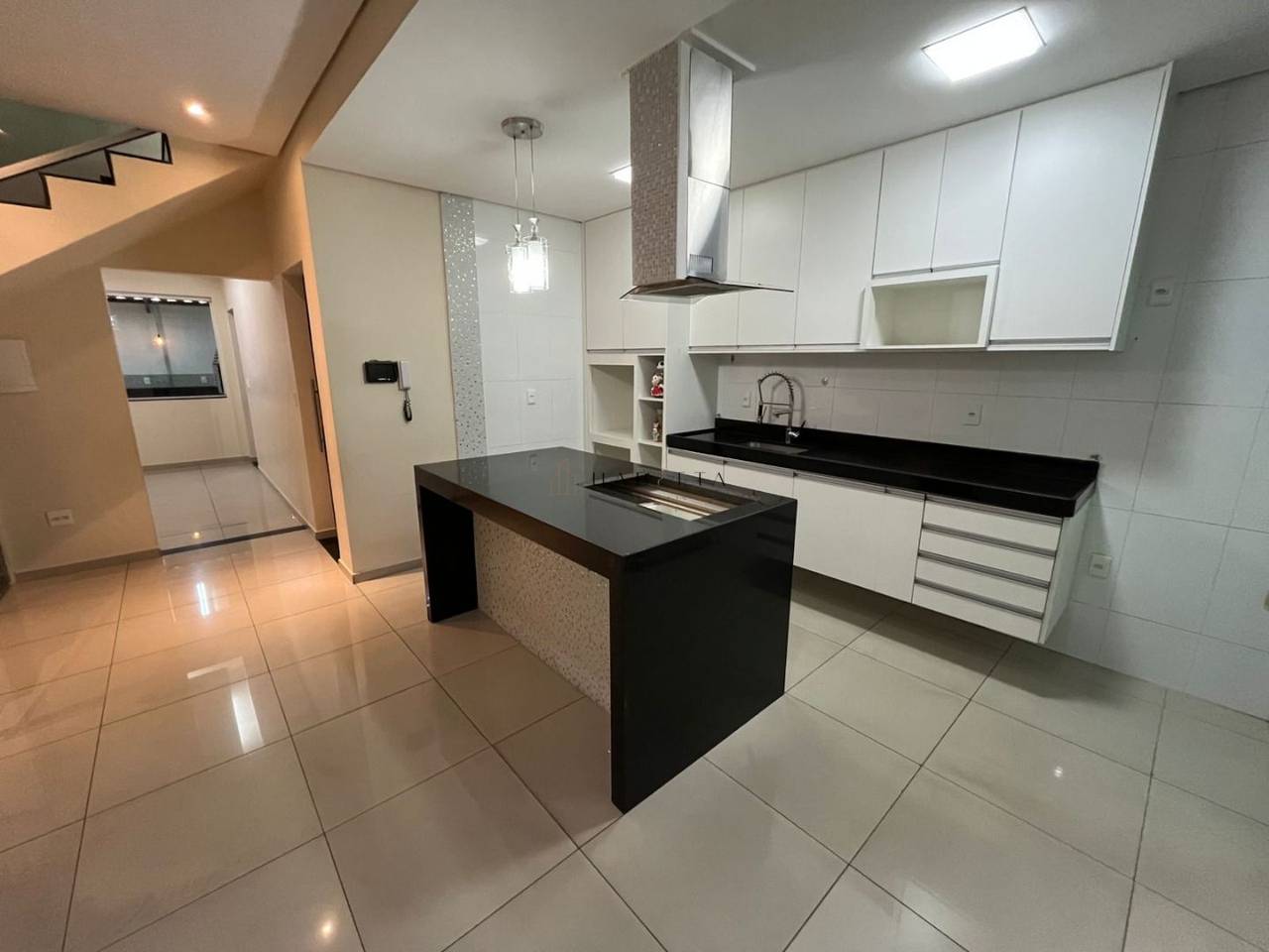 Casa + Prédio Comercial à venda, 360 m² - São Cristóvão - Betim/MG