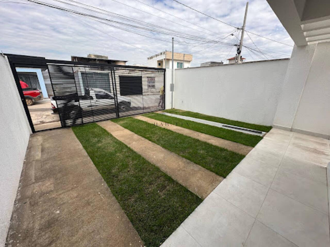 Casa com 3 dormitórios à venda, 95 m² - Santa Rosa - Sarzedo/MG — foto 2